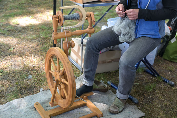 Hand Spinning & Rag Rugging
