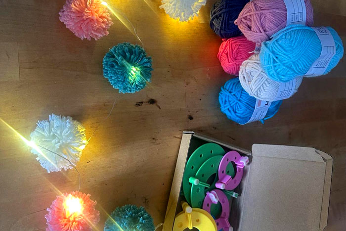 Lumi Pom Poms