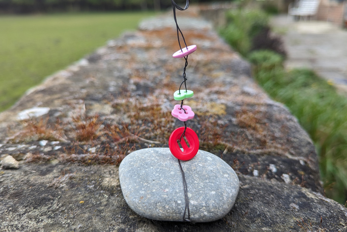 Photo / Memo Display Stones