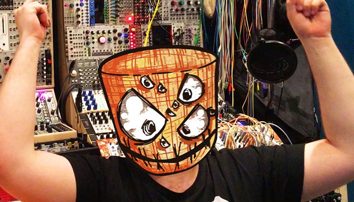 Synth building with 555 timers